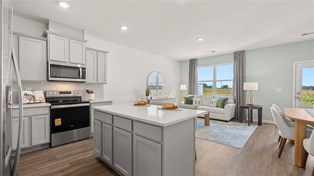 Perry, GA 31069,121 Kenmore CIR