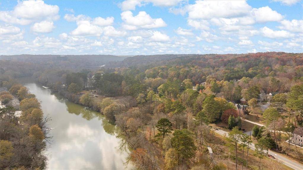 Roswell, GA 30075,1010 Taimen DR