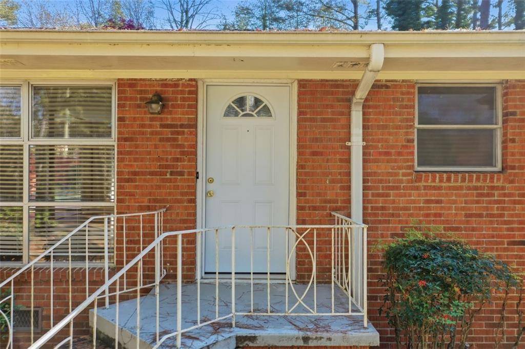 Atlanta, GA 30311,448 THACKERY SW