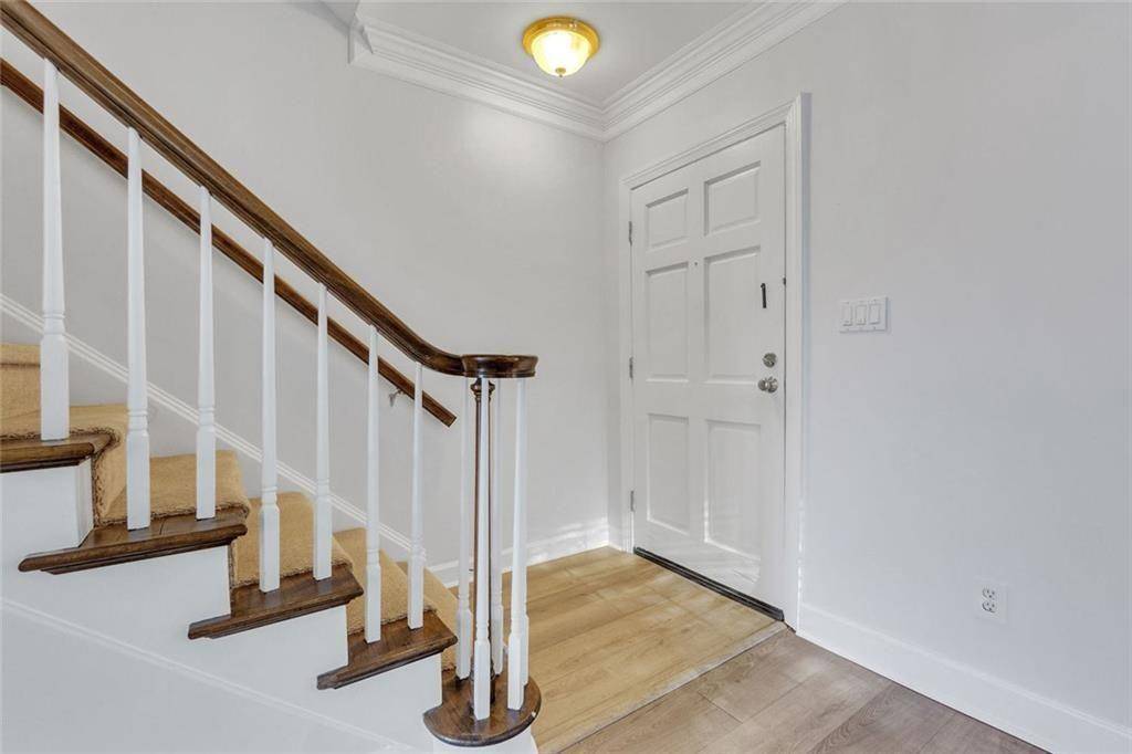 Atlanta, GA 30338,82 Mt Vernon CIR