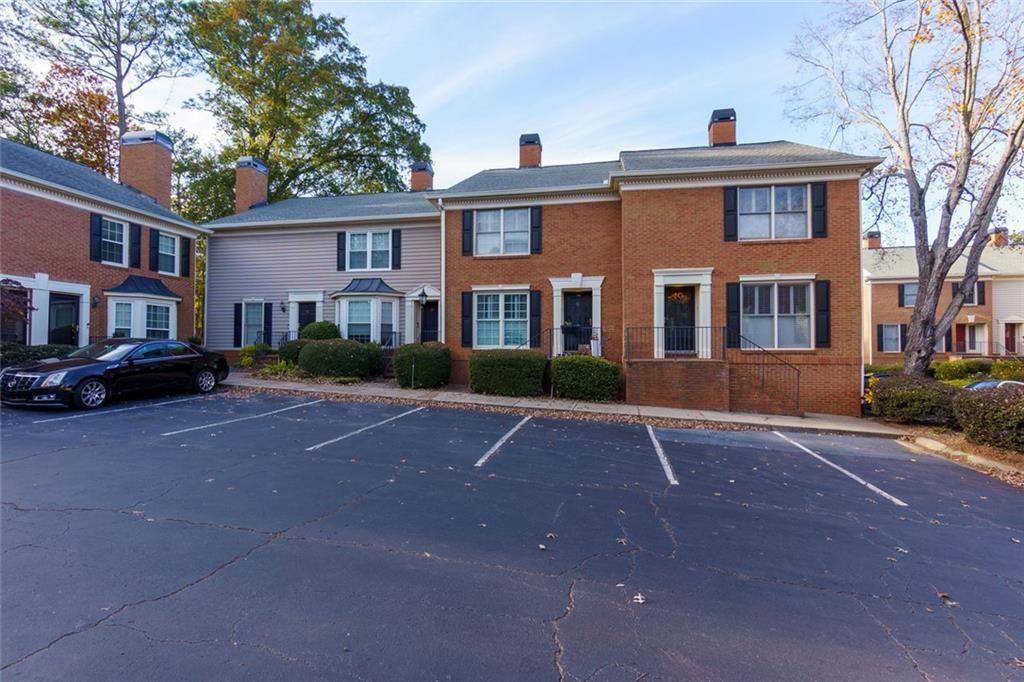 Atlanta, GA 30338,82 Mt Vernon CIR