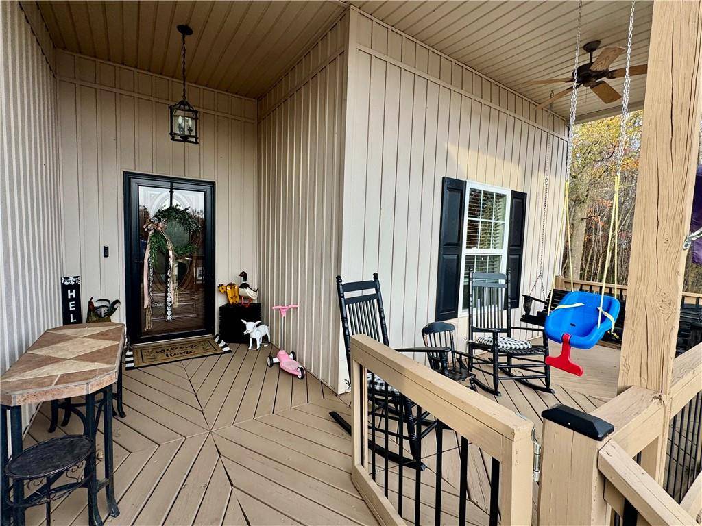 Rydal, GA 30171,185 Talon DR SE