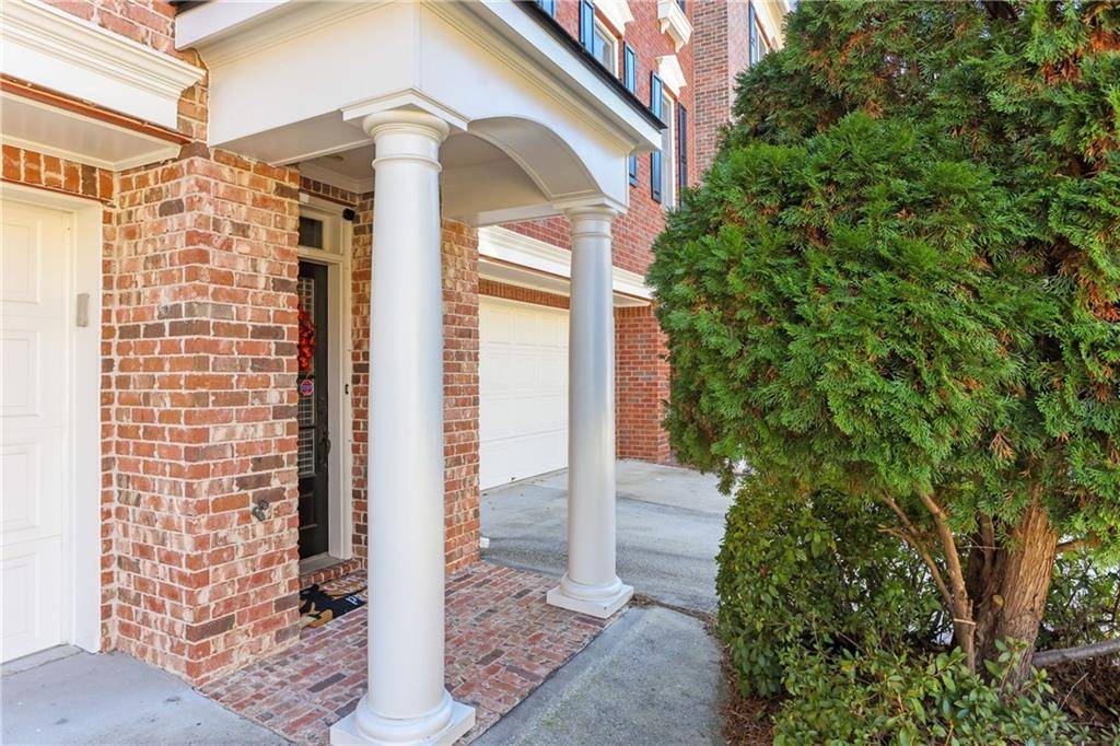 Mableton, GA 30126,520 Vinings Estates DR SE #B04