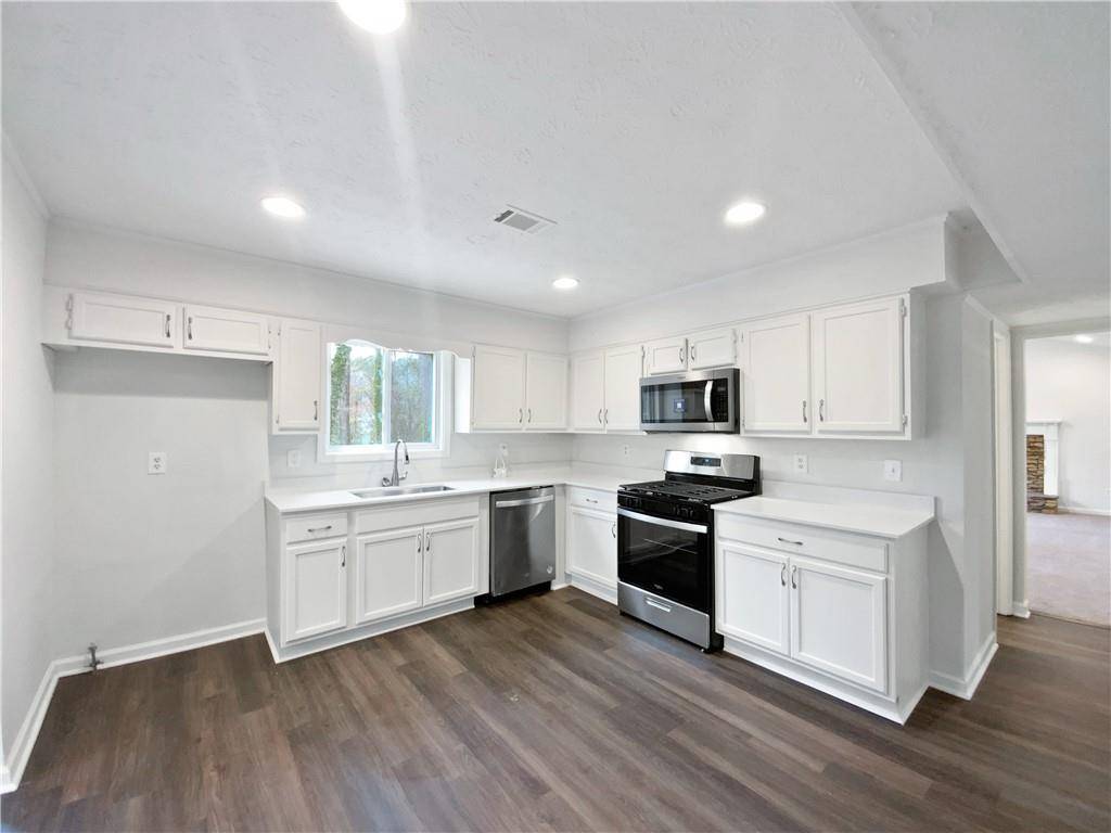 Jonesboro, GA 30236,9176 Chickasaw CT