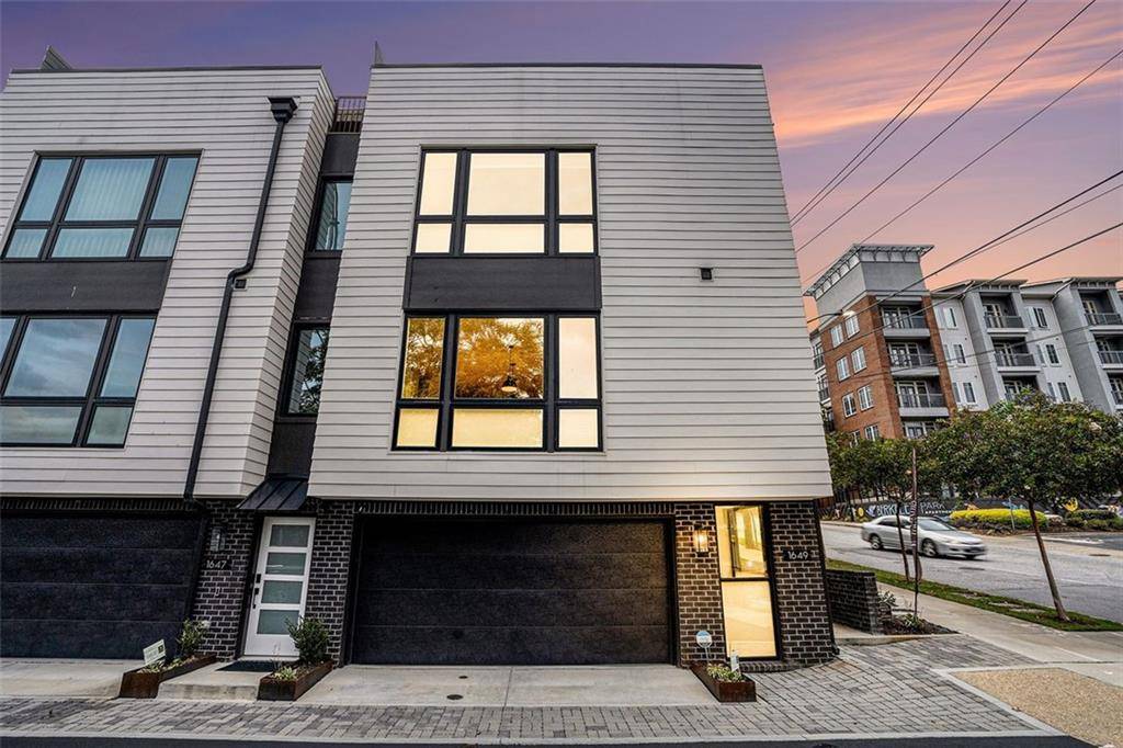 Atlanta, GA 30318,1649 OVERLOOK WAY NW