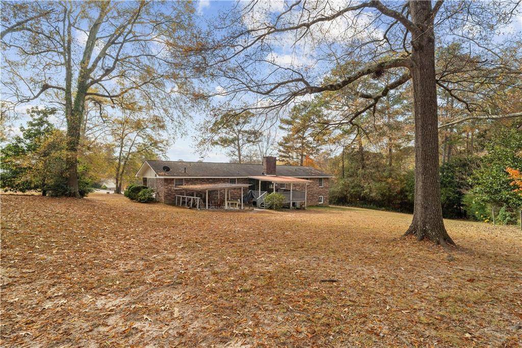 Calhoun, GA 30701,201 Crestmont DR