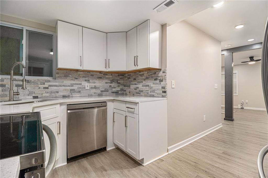 Atlanta, GA 30310,1246 Campbellton RD SW