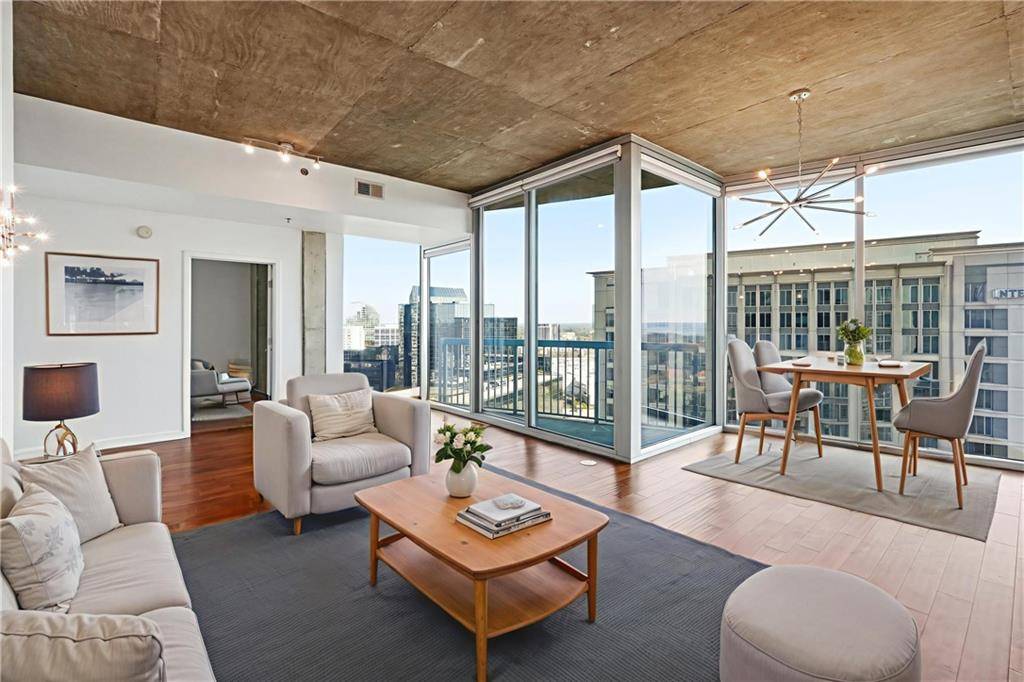 Atlanta, GA 30326,3324 Peachtree RD NE #2001