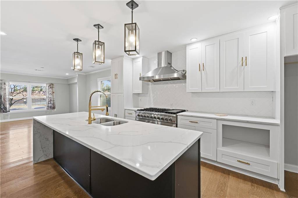 Atlanta, GA 30317,2769 Glenwood AVE SE