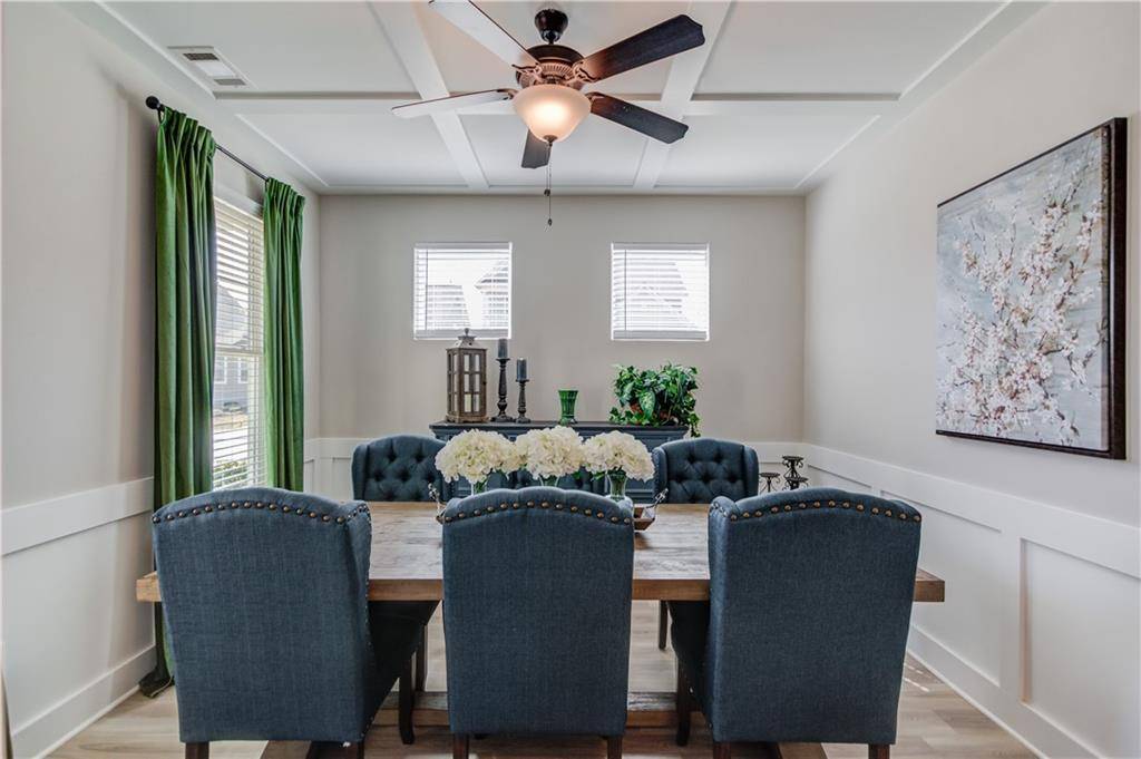 Hoschton, GA 30548,60 Table Rock CT