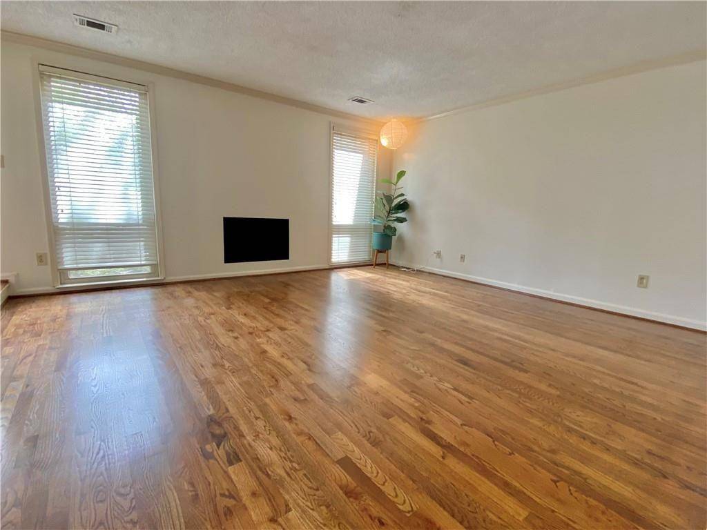 Atlanta, GA 30339,1148 Riverbend Club DR SE