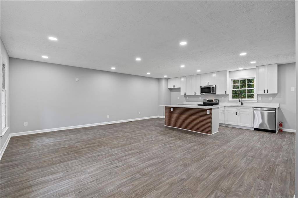 Lithonia, GA 30038,5211 Beechwood Forest DR