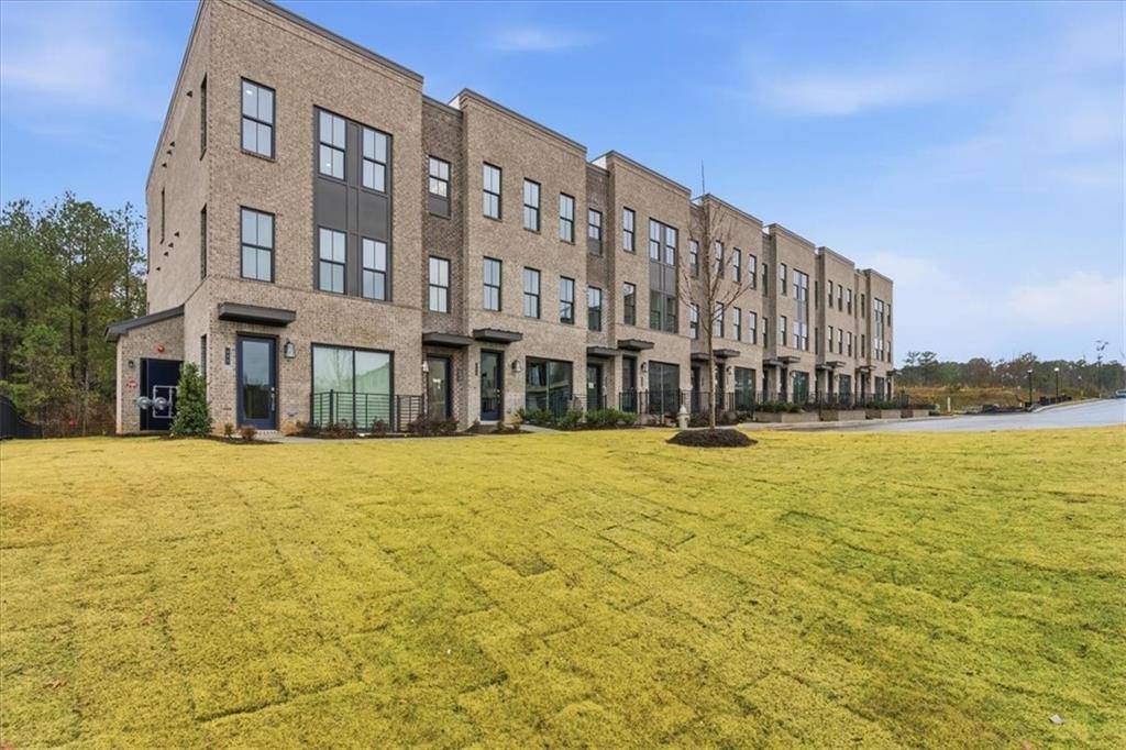 Suwanee, GA 30024,742 Urban Grange WAY