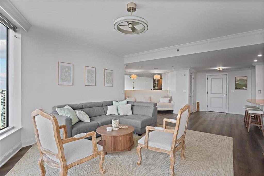 Atlanta, GA 30326,3338 Peachtree RD NE #2803