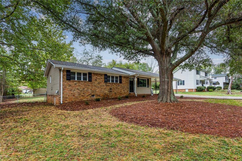 Powder Springs, GA 30127,588 Burnt Hickory RD