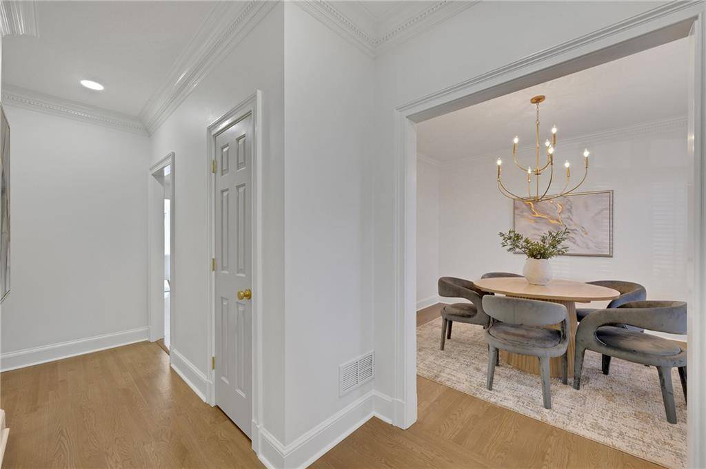 Atlanta, GA 30327,52 Paces West DR NW