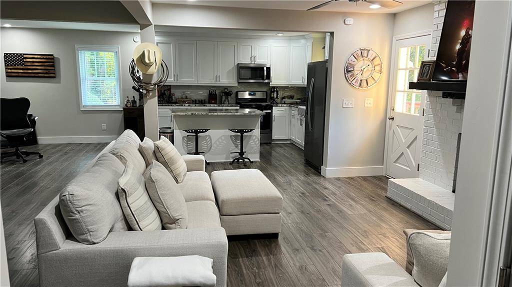 Woodstock, GA 30188,1039 Washington AVE