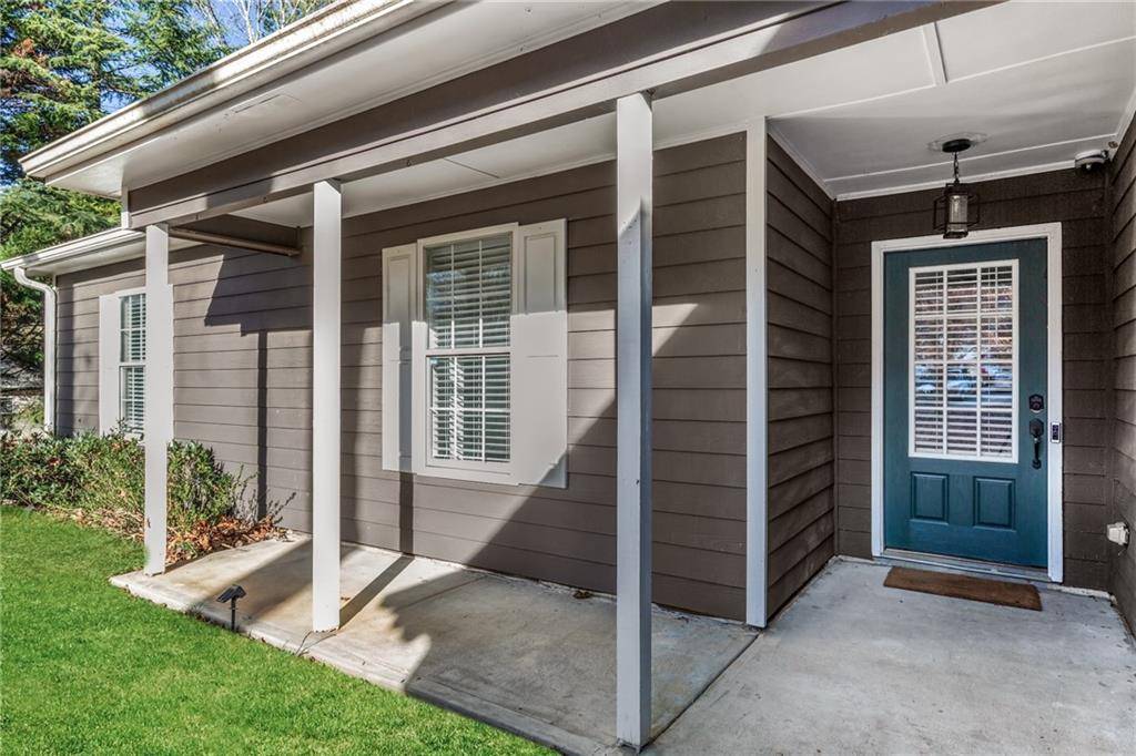 Loganville, GA 30052,5051 Cliff Top DR