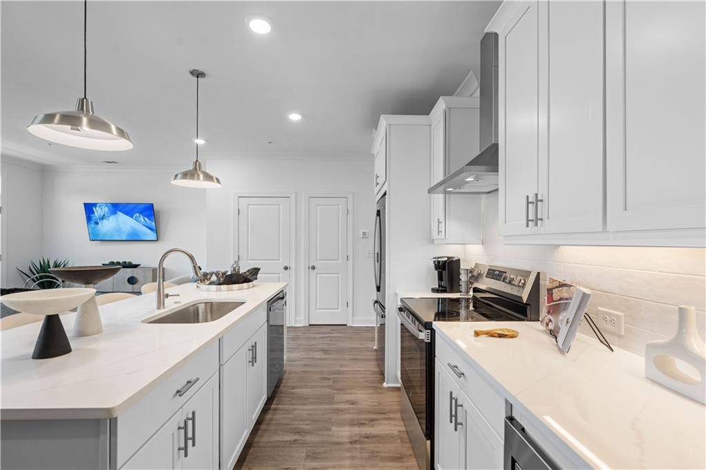 Cumming, GA 30040,502 Alice WAY #D21