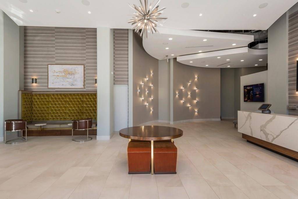 Atlanta, GA 30305,250 Pharr RD NE #514