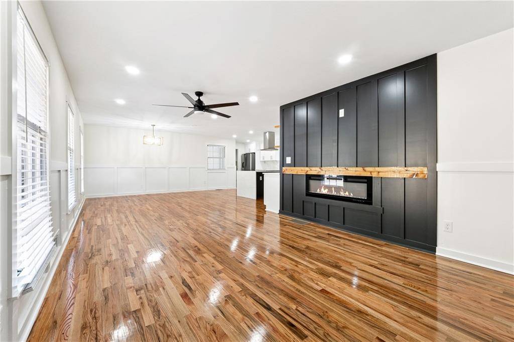 Snellville, GA 30078,2055 Oak RD