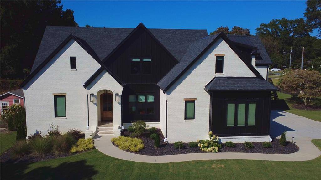 Alpharetta, GA 30009,192 Upshaw DR