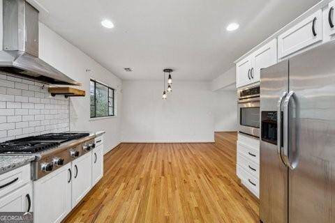 East Point, GA 30344,2562 Farley ST