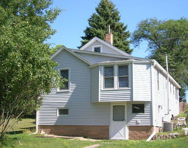 Pewaukee, WI 53072,460 W Wisconsin Ave