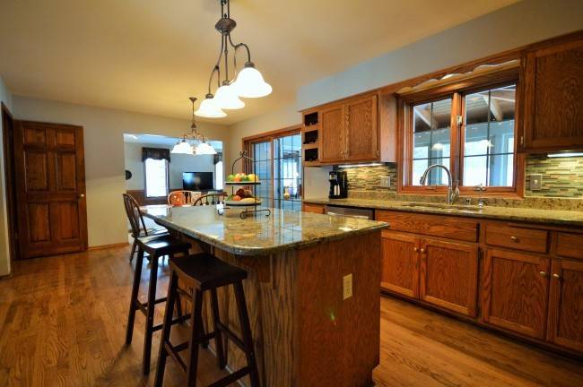 Brookfield, WI 53186,850 Calico Ct