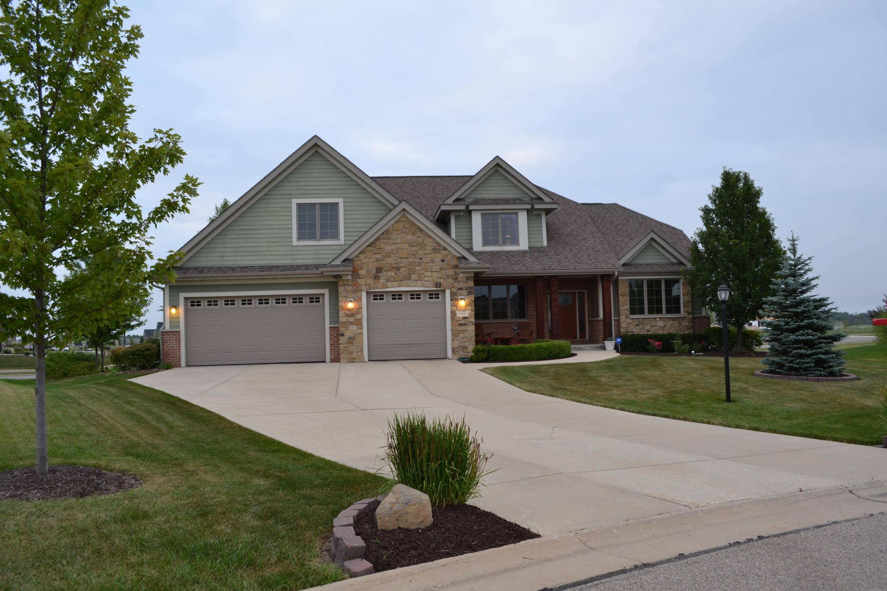 Pleasant Prairie, WI 53158,10041 50th Ct