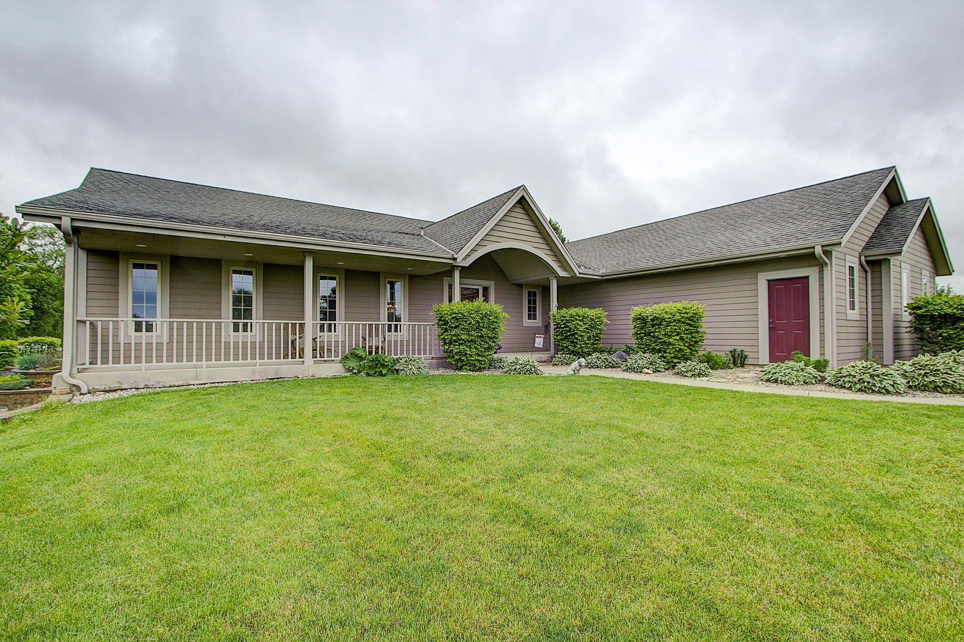 Vernon, WI 53149,W256S10255 Sandhill Ridge Rd