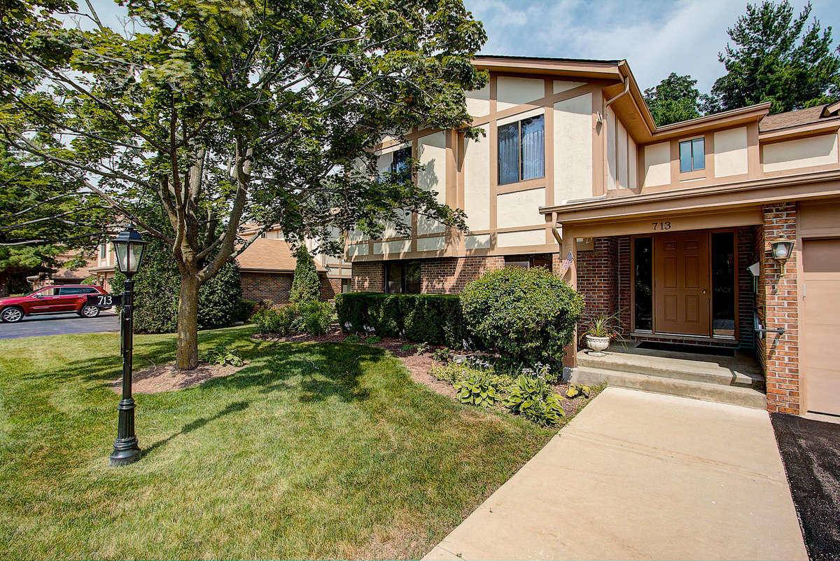 Lake Geneva, WI 53147,713 S Lake Shore Dr Unit 6A