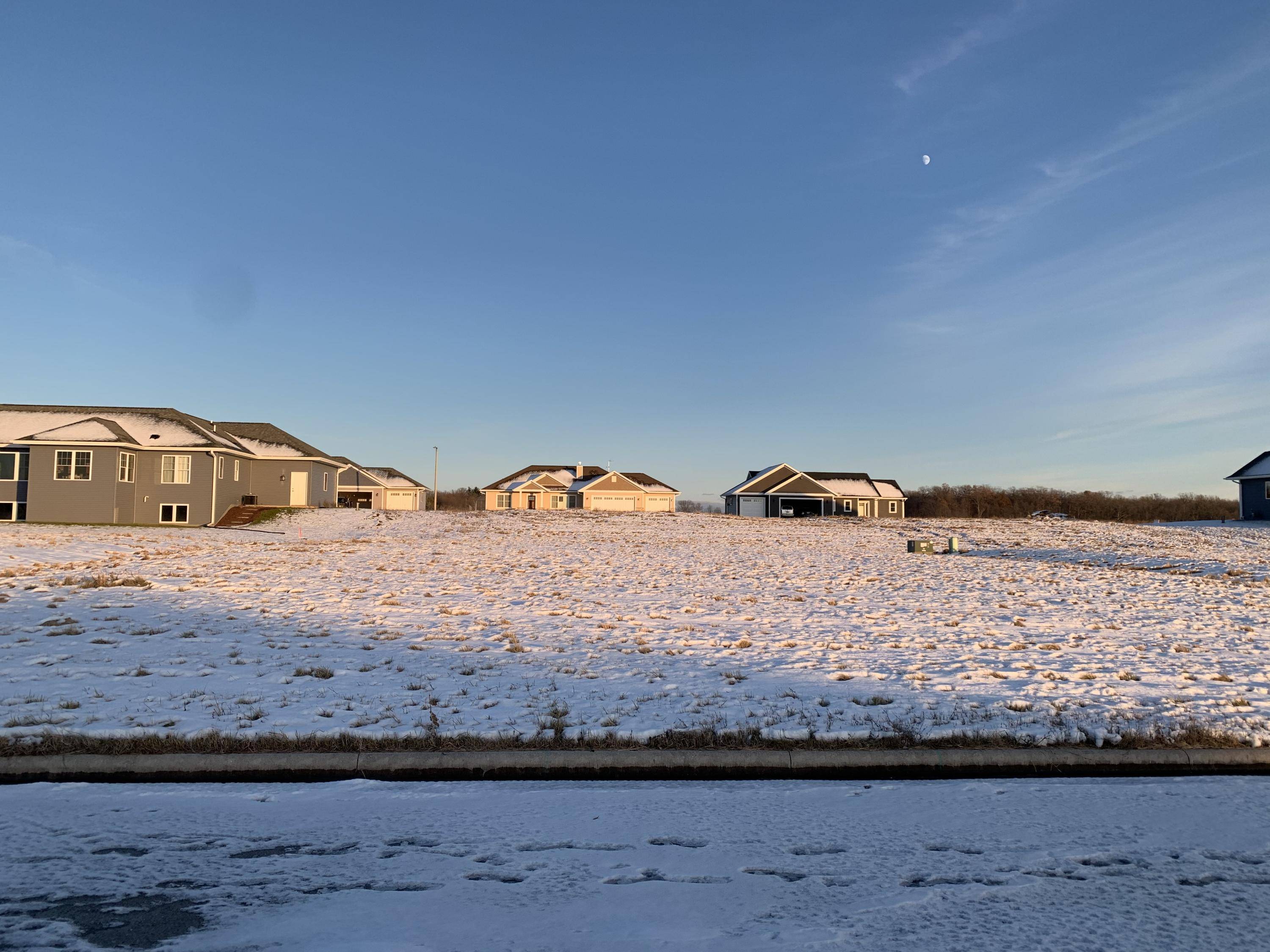 Howards Grove, WI 53083,1511 Woodcrest St Unit Lt30
