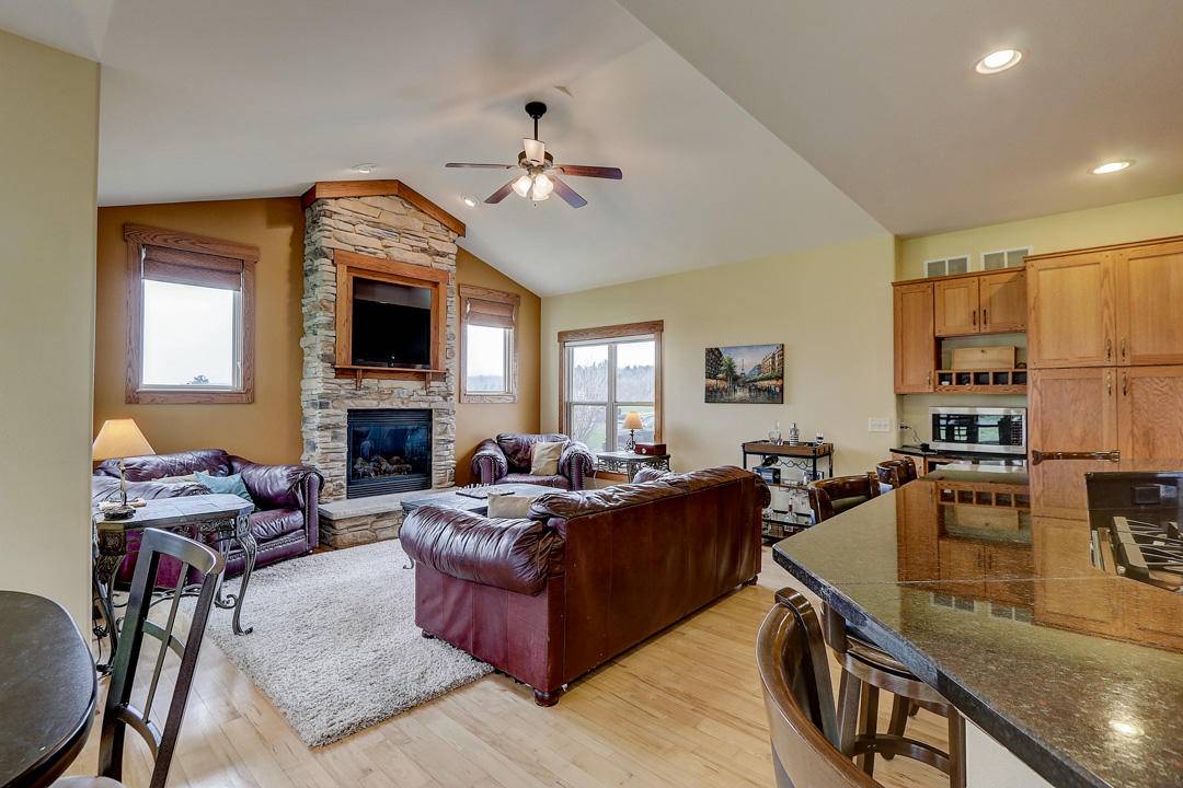 Mukwonago, WI 53149,S101W32865 West Pointe Dr