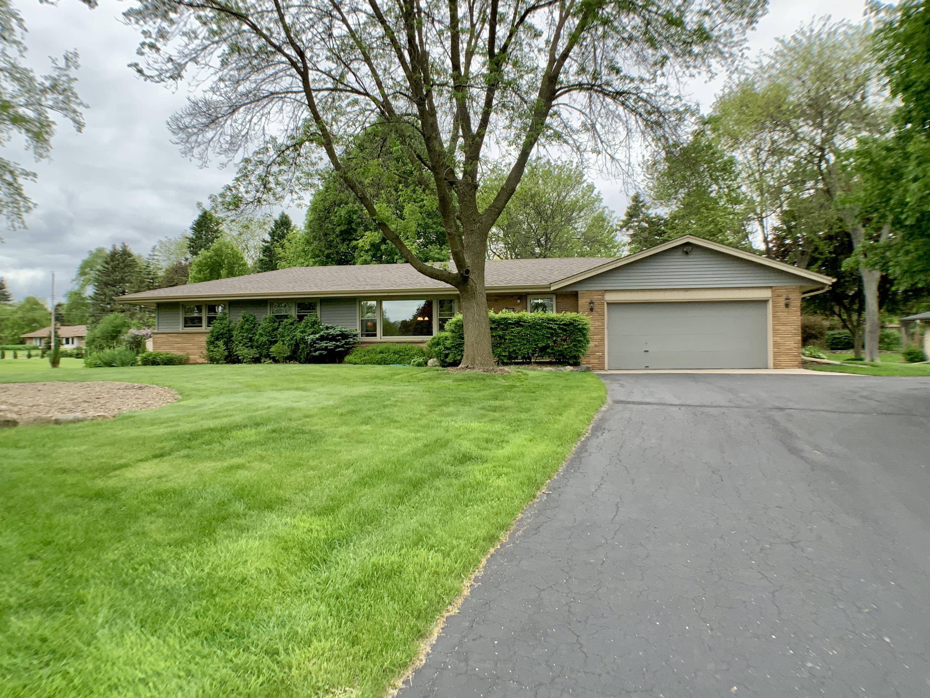 Brookfield, WI 53005,2615 Arbor Dr