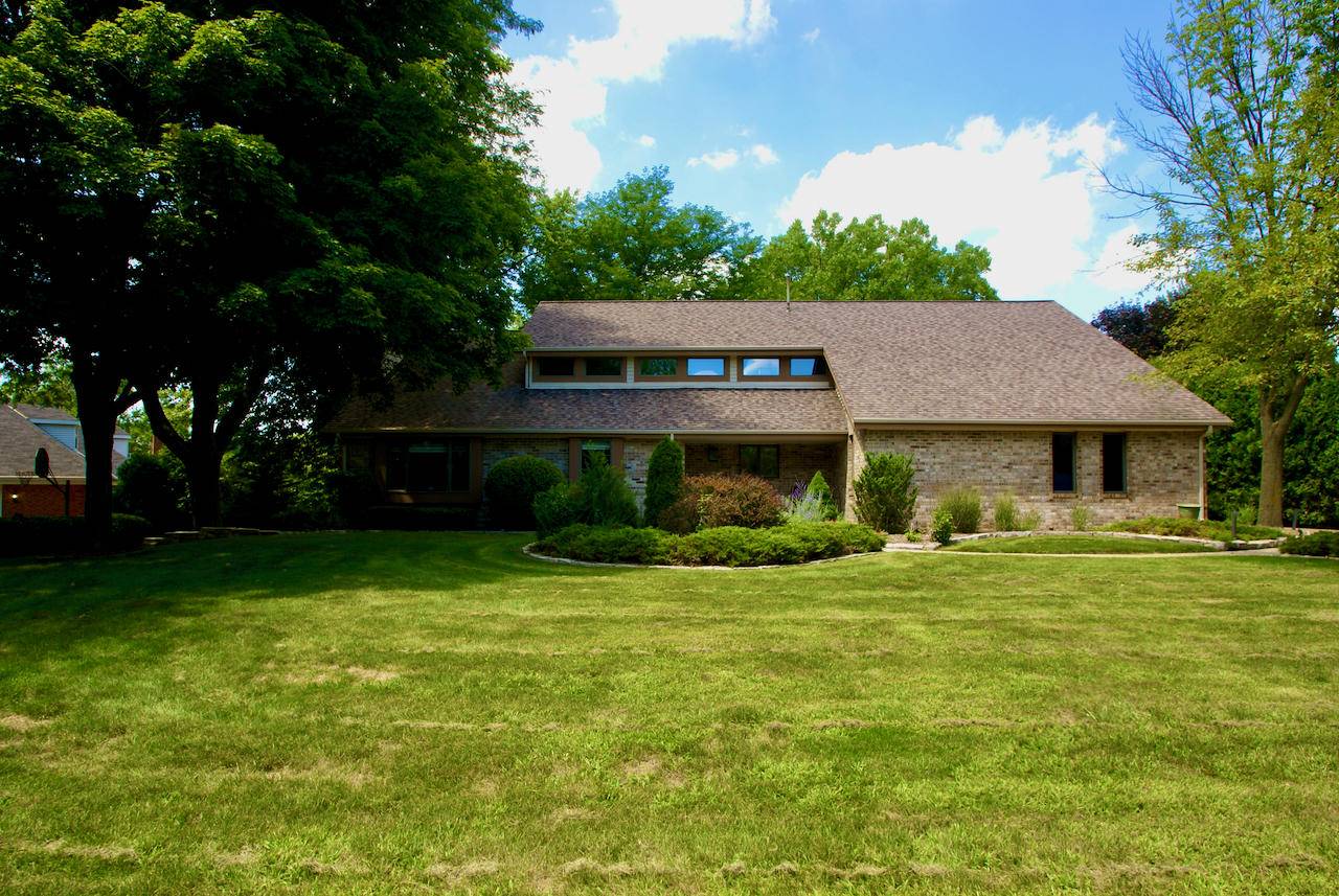 Brookfield, WI 53045,905 Golden Meadow Gln