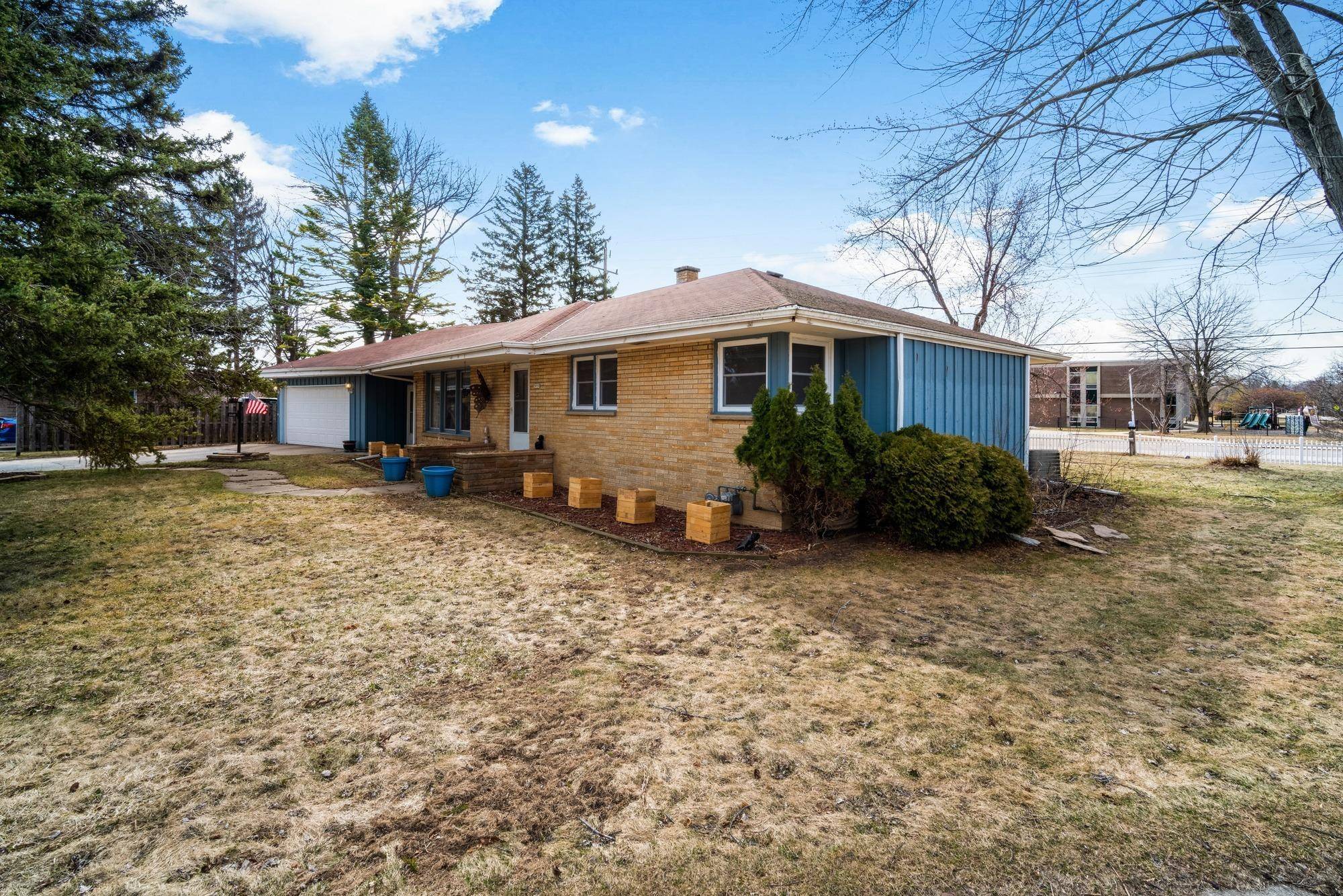 Brown Deer, WI 53223,5959 W Ester Pl