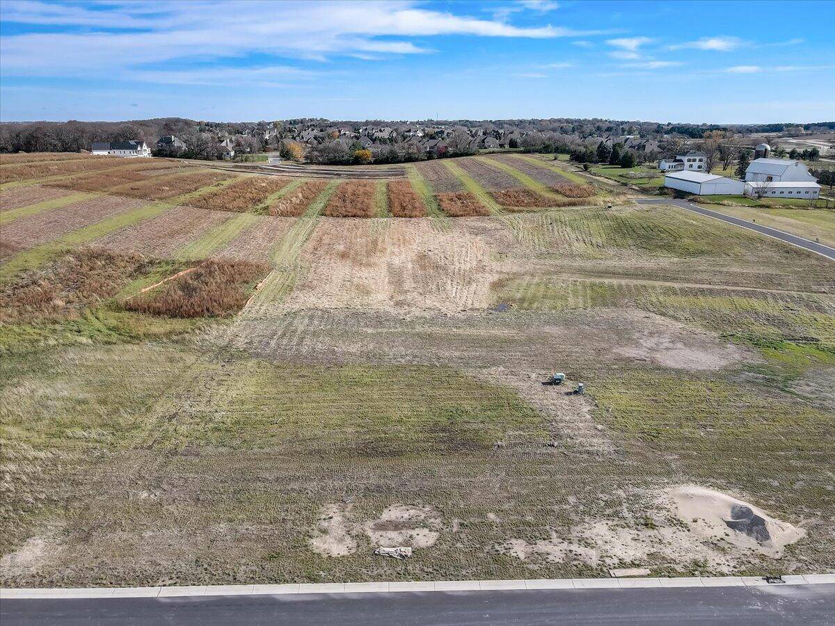 Merton, WI 53089,W278N6182 Serenity Dr Unit Lt32