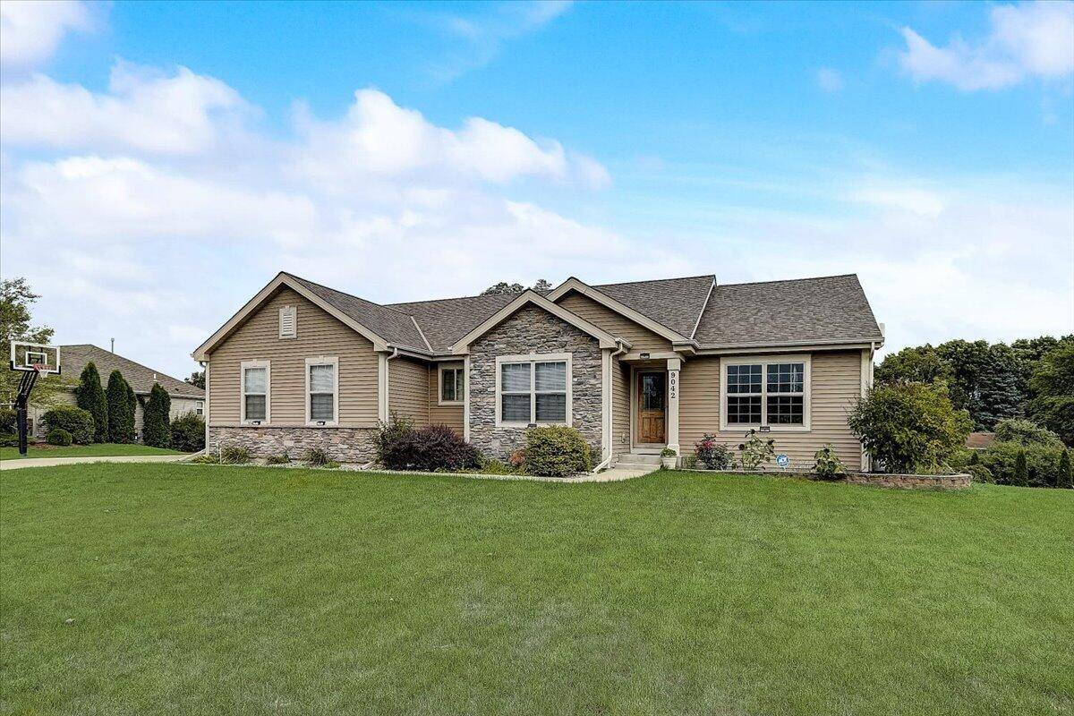 Brown Deer, WI 53223,9042 Brandybrook Trl