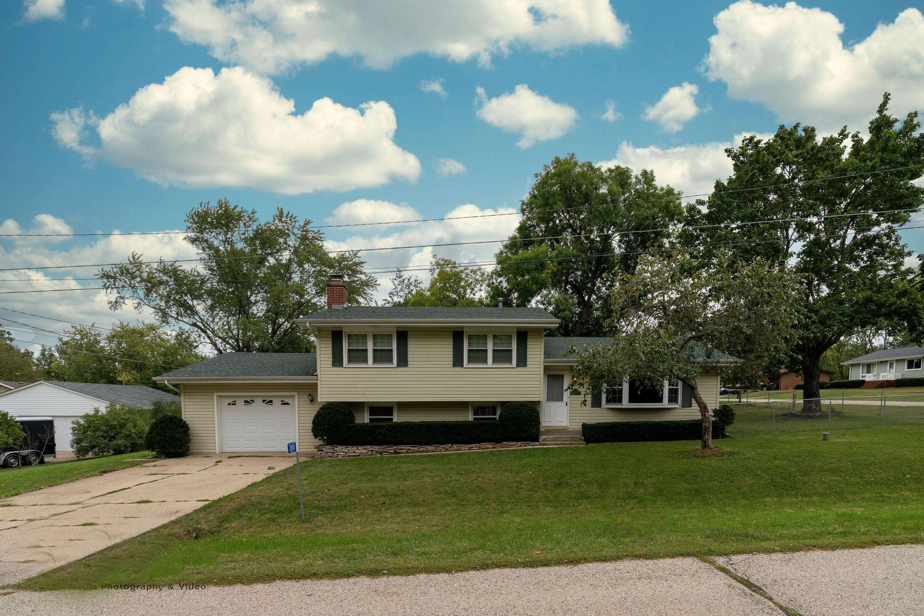 Twin Lakes, WI 53181,2810 Elizabeth Ln