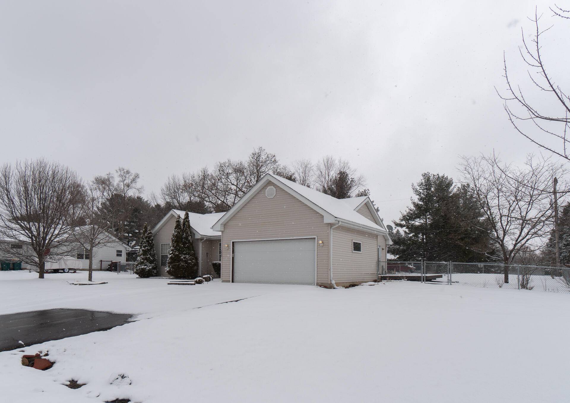 Bloomfield, WI 53128,N1542 Breckenridge Dr