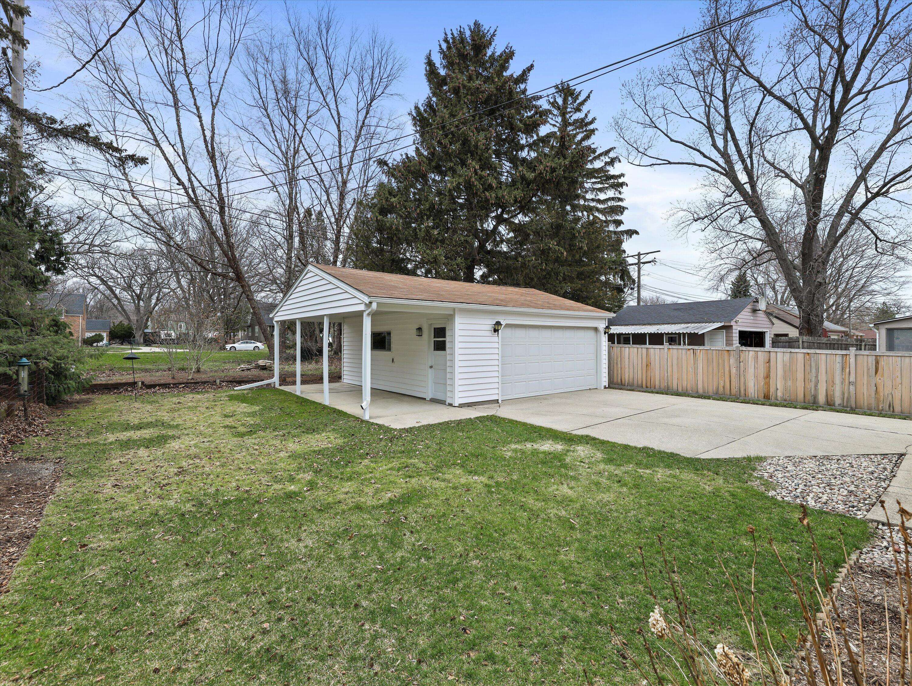 Kenosha, WI 53142,6316 39th Ave