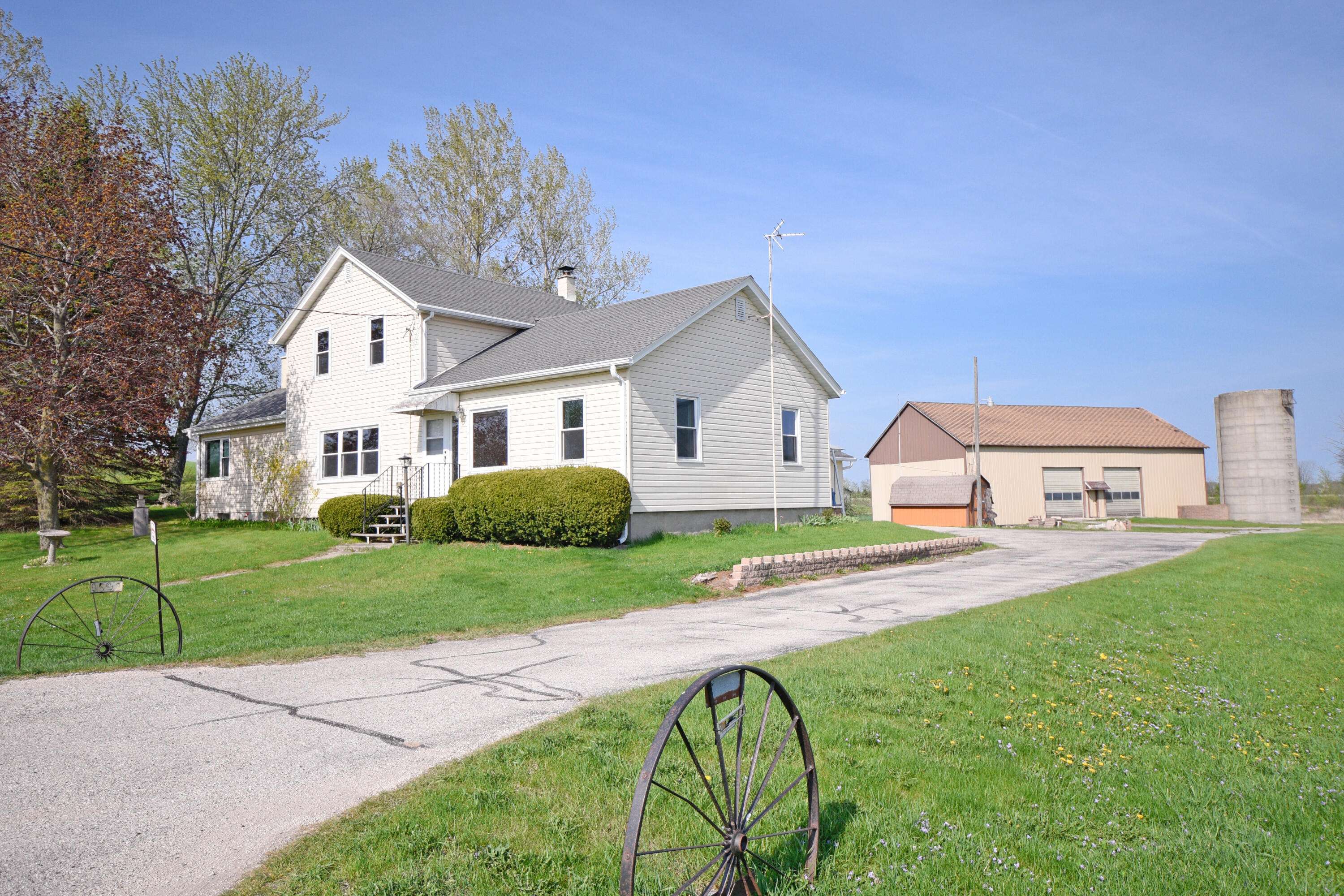 Farmington, WI 53040,9592 Forest View Rd