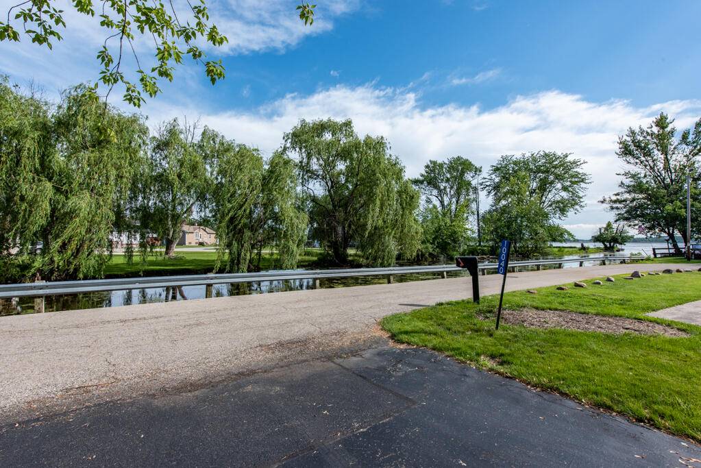 Salem Lakes, WI 53179,10040 270th Ave