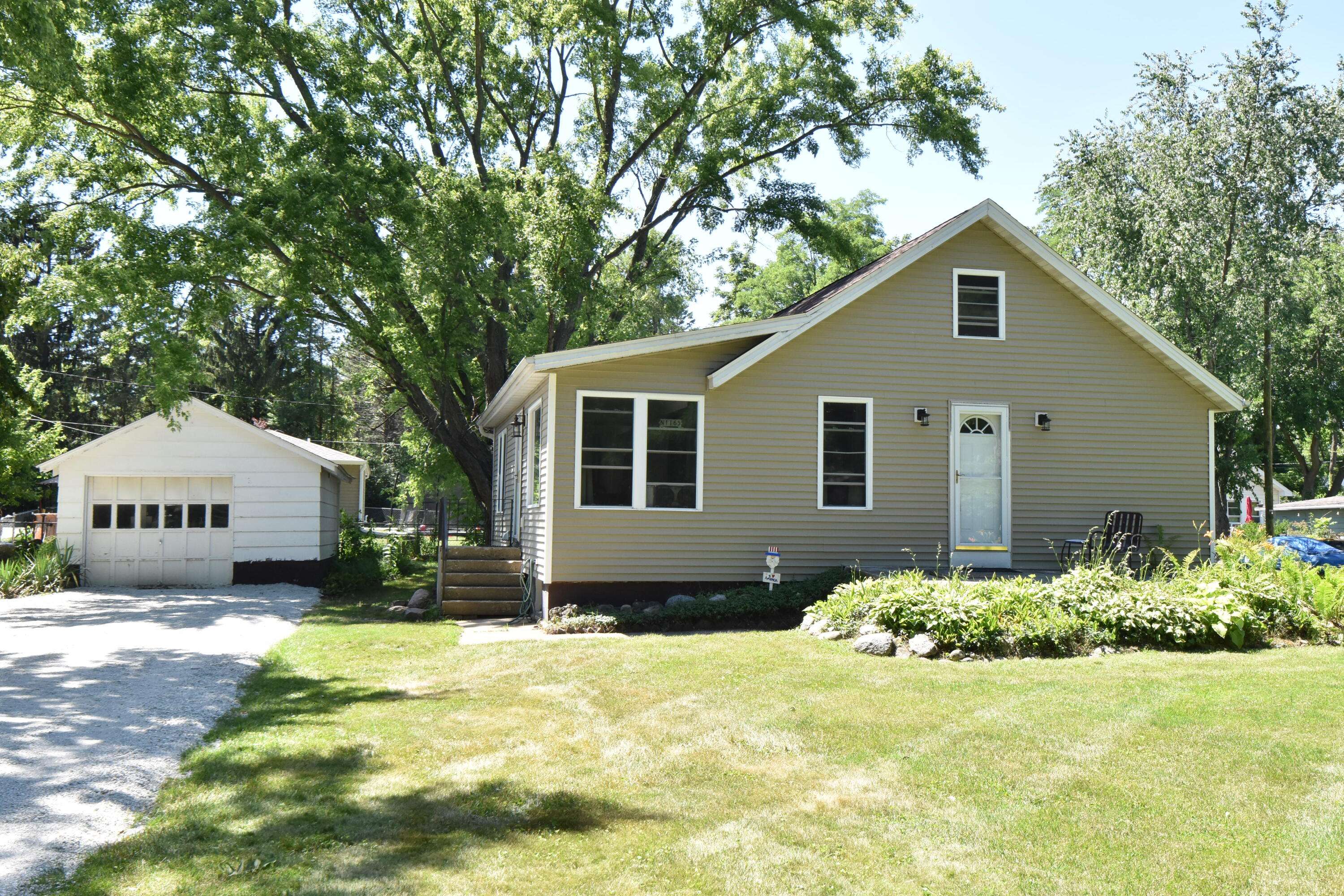 Bloomfield, WI 53128,N1165 Mulberry Dr