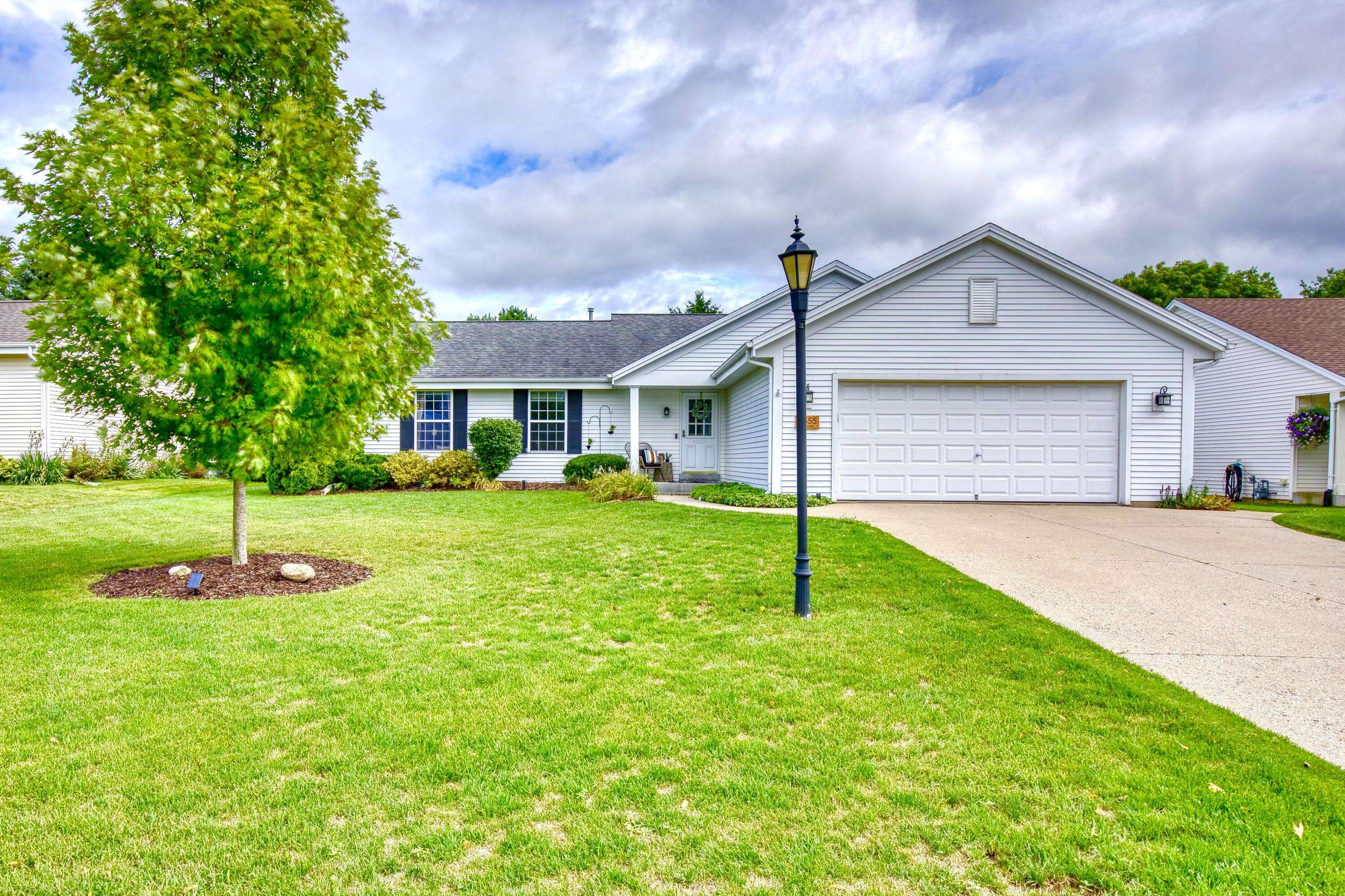 East Troy, WI 53120,2555 S Sterling Cir