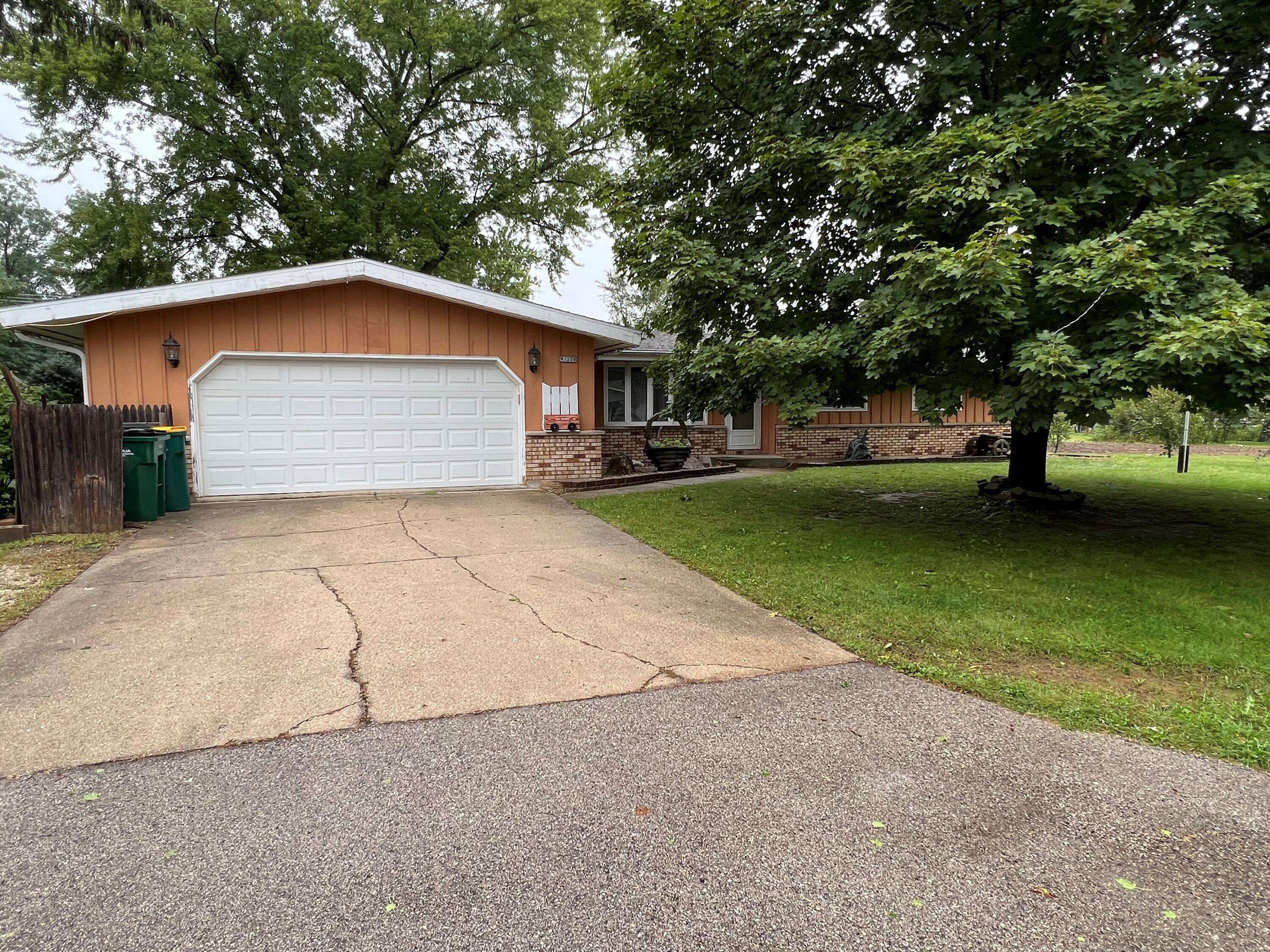 Bloomfield, WI 53128,W1226 Trumpet Rd