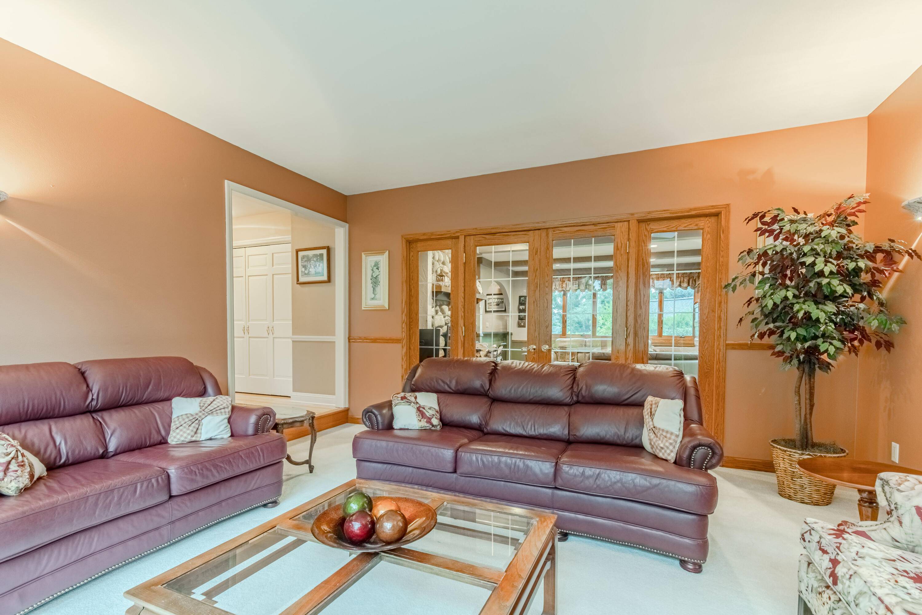 Waukesha, WI 53188,2504 Broken Hill Ct