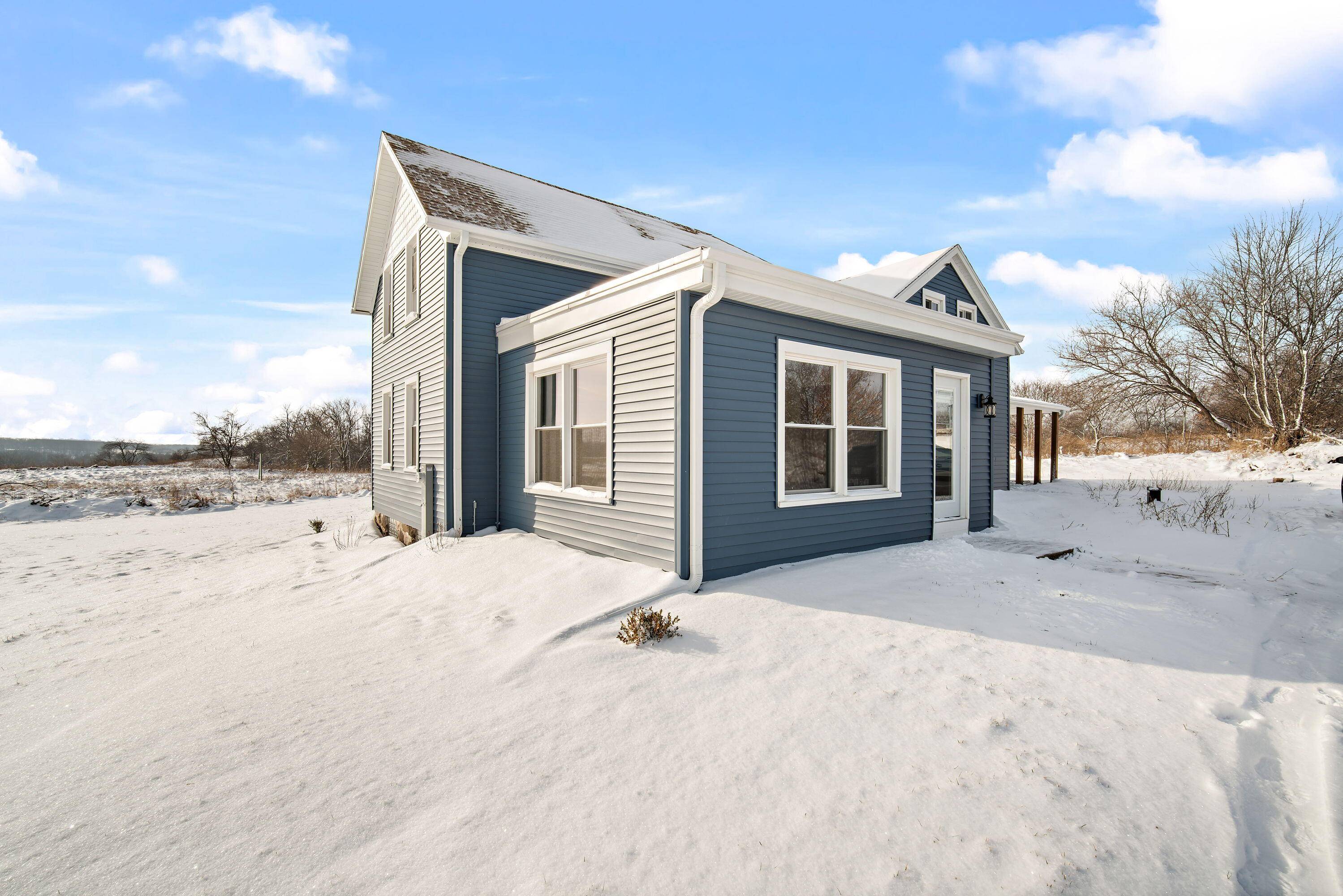 Farmington, WI 53040,9409 Maple Tree Rd