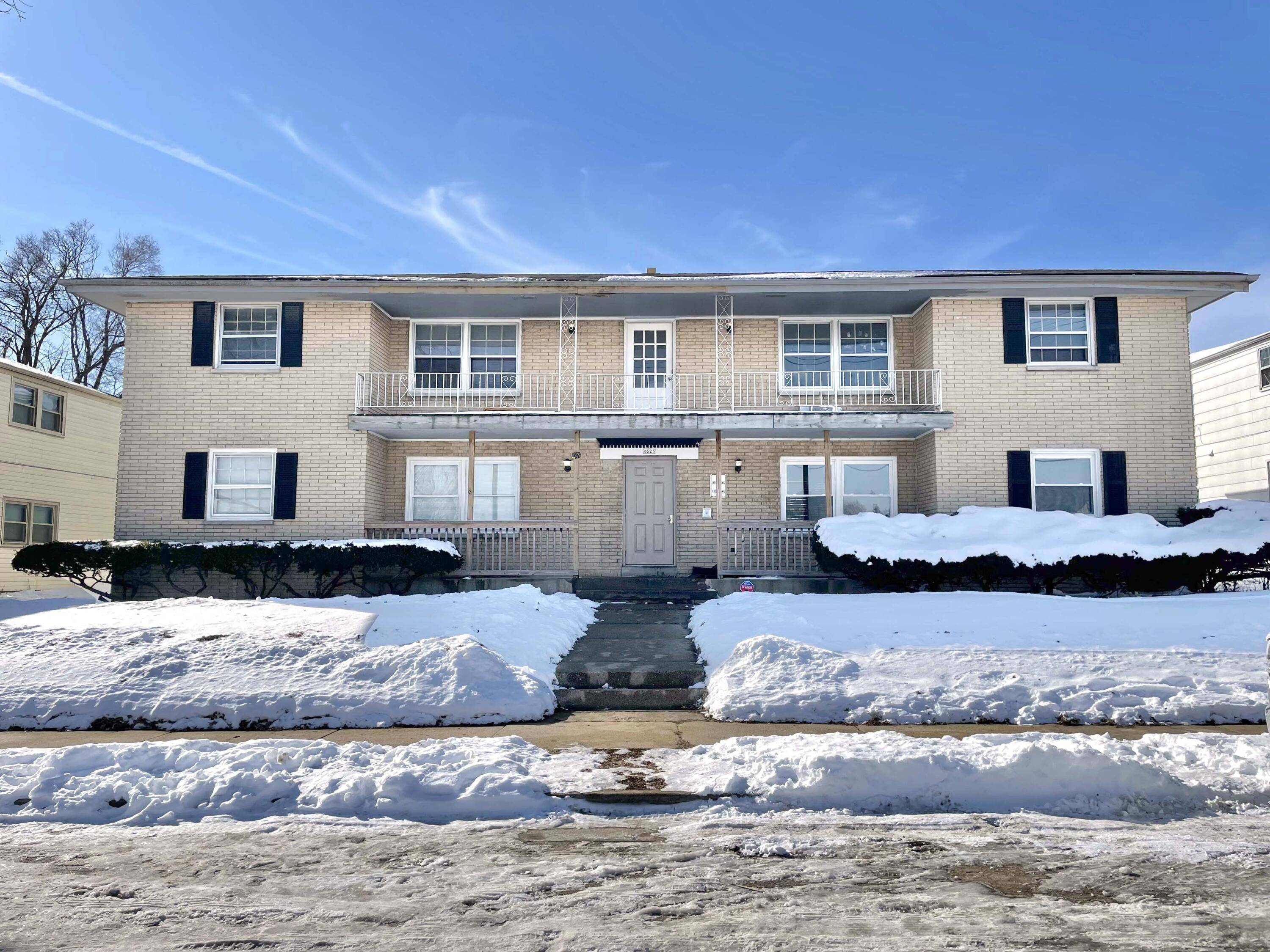 Milwaukee, WI 53225,8623 W Fond Du Lac Ave